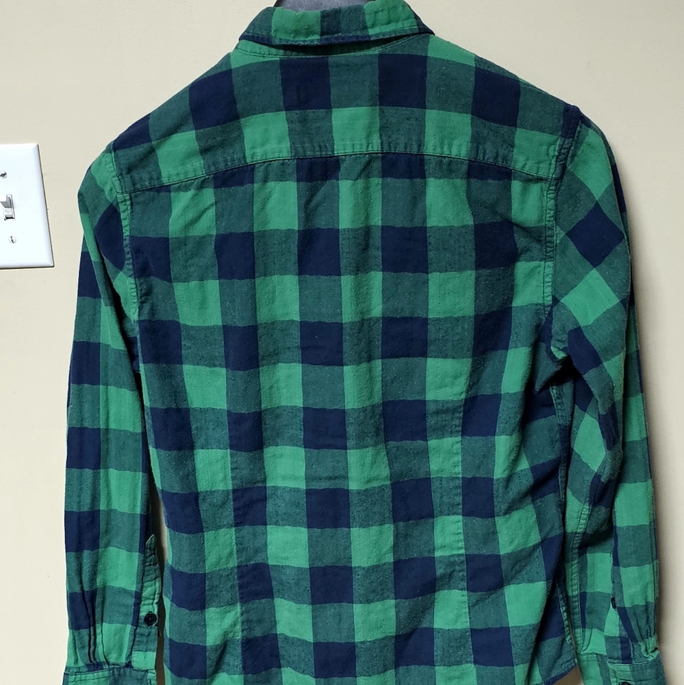 Mens Medium Slim Fit Button Down Pocketed Long Sleeve Flannel Shirt - Picture 2 of 4
